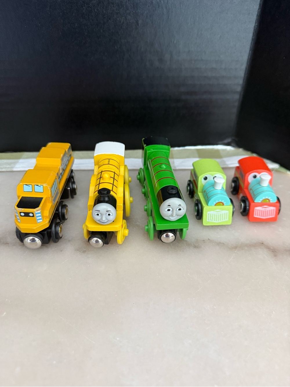 Thomas The Trains and Others Magnetic Railway Lot of 5 Trains
